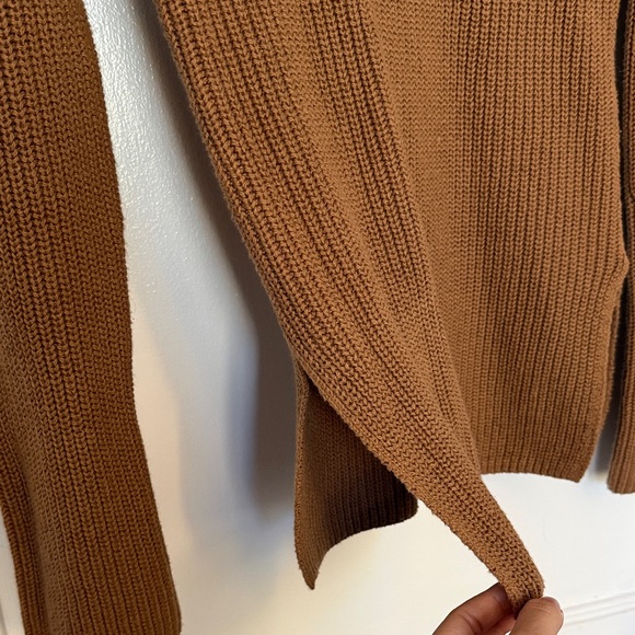 Everlabe Brown Knit Sweater - Picture 3 of 4